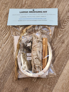 SAGE SMUDGING GIFT STARTER KIT