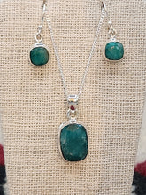 Load image into Gallery viewer, EMERALD NECKLACE &amp; EARRINGS SET

