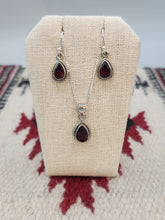 Load image into Gallery viewer, GARNET NECKLACE &amp; EARRINGS SET
