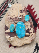 Load image into Gallery viewer, TURQUOISE NECKLACE &amp; EARRINGS - KINGMAN
