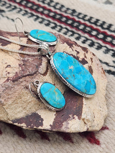 TURQUOISE NECKLACE & EARRINGS - KINGMAN