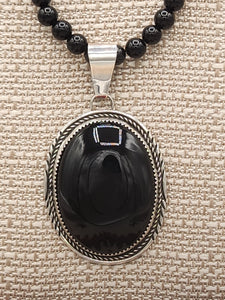 ONYX PENDANT ON 6MM BEADS - HARRISON YAZZIE