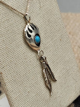 Load image into Gallery viewer, BEAR PAW NECKLACE WITH TURQUOISE &amp; 2 FEATHERS - LEE SHORTY
