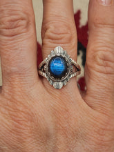 Load image into Gallery viewer, LABRADORITE RING - SIZE 9 - OVAL
