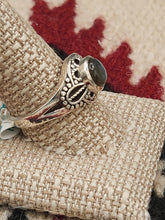 Load image into Gallery viewer, LABRADORITE RING -SIZE 11 -ROUND
