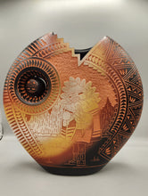 Load image into Gallery viewer, ETCHWARE KACHINA PILLOW POT POTTERY- DIANE ARAGON - ACOMA
