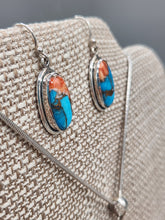 Load image into Gallery viewer, TURQUOISE &amp;SPINY OYSTER SHELL NECKLACE &amp;EARRINGS SET
