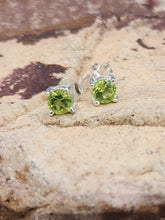Load image into Gallery viewer, PERIDOT MINI POST STYLE EARRINGS - 4 MM - ROUND
