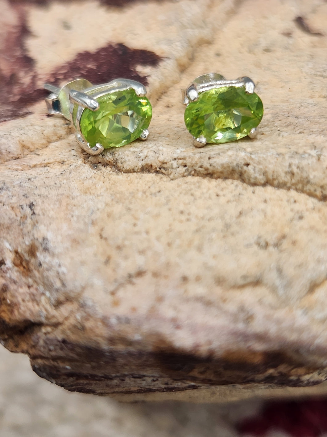PERIDOT MINI POST STYLE EARRINGS- 5 MM X 7 MM - OVAL
