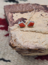 Load image into Gallery viewer, CORAL MINI POST STYLE EARRINGS  - ZUNI
