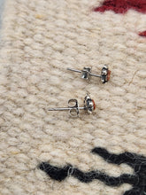Load image into Gallery viewer, SPINY OYSTER SHELL TURTLE MINI POST STYLE EARRINGS
