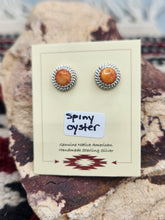 Load image into Gallery viewer, SPINY OYSTER SHELL MINI POST STYLE EARRINGS  - 9 MM - ROUND
