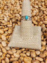 Load image into Gallery viewer, TURQUOISE RING - SIZES 6 - 7 - 8 - JUDY LINCOLN
