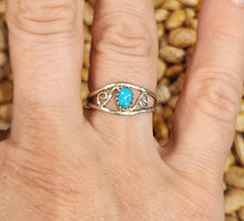 Load image into Gallery viewer, TURQUOISE RING - SIZES 6 - 7 - 8 - JUDY LINCOLN
