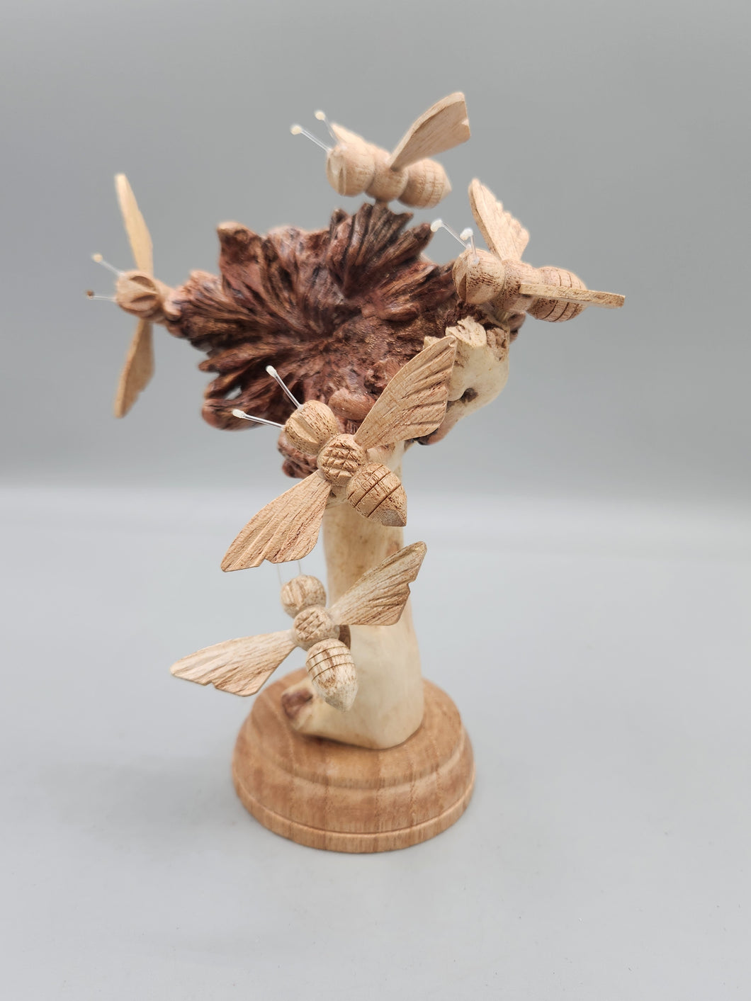 WOODEN MUSHROOM WITH BEES