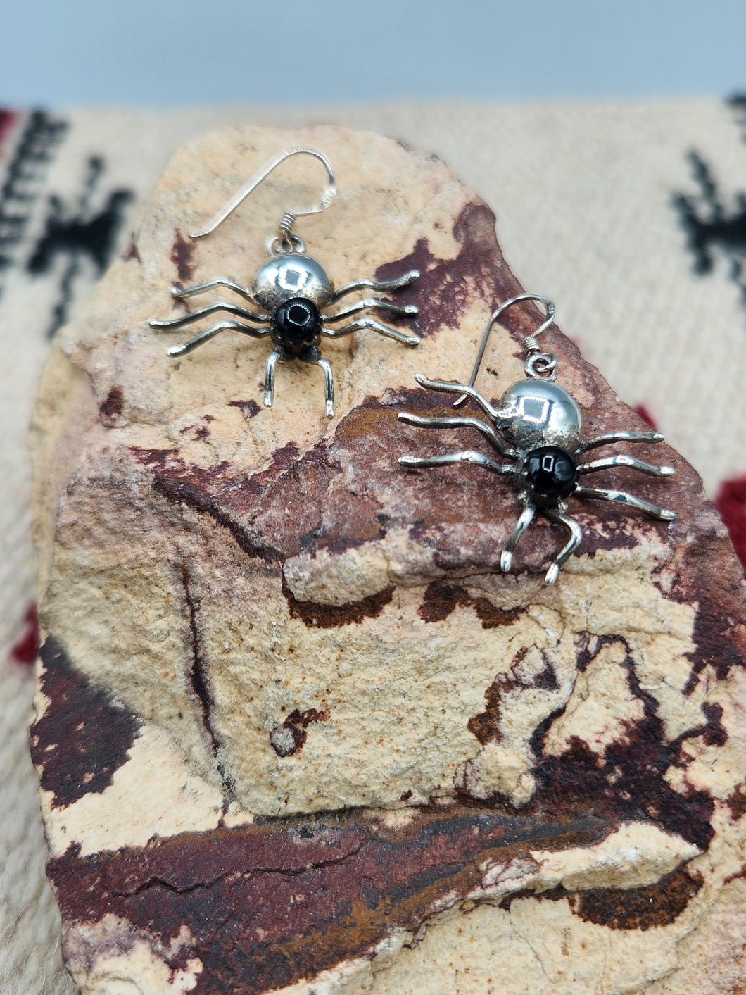 ONYX SPIDER EARRINGS