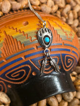 Load image into Gallery viewer, BEAR PAW NECKLACE WITH TURQUOISE &amp; 2 FEATHERS - LEE SHORTY
