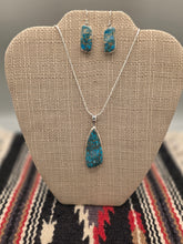 Load image into Gallery viewer, BLUE COPPER TURQUOISE NECKLACE AND EARRING SET
