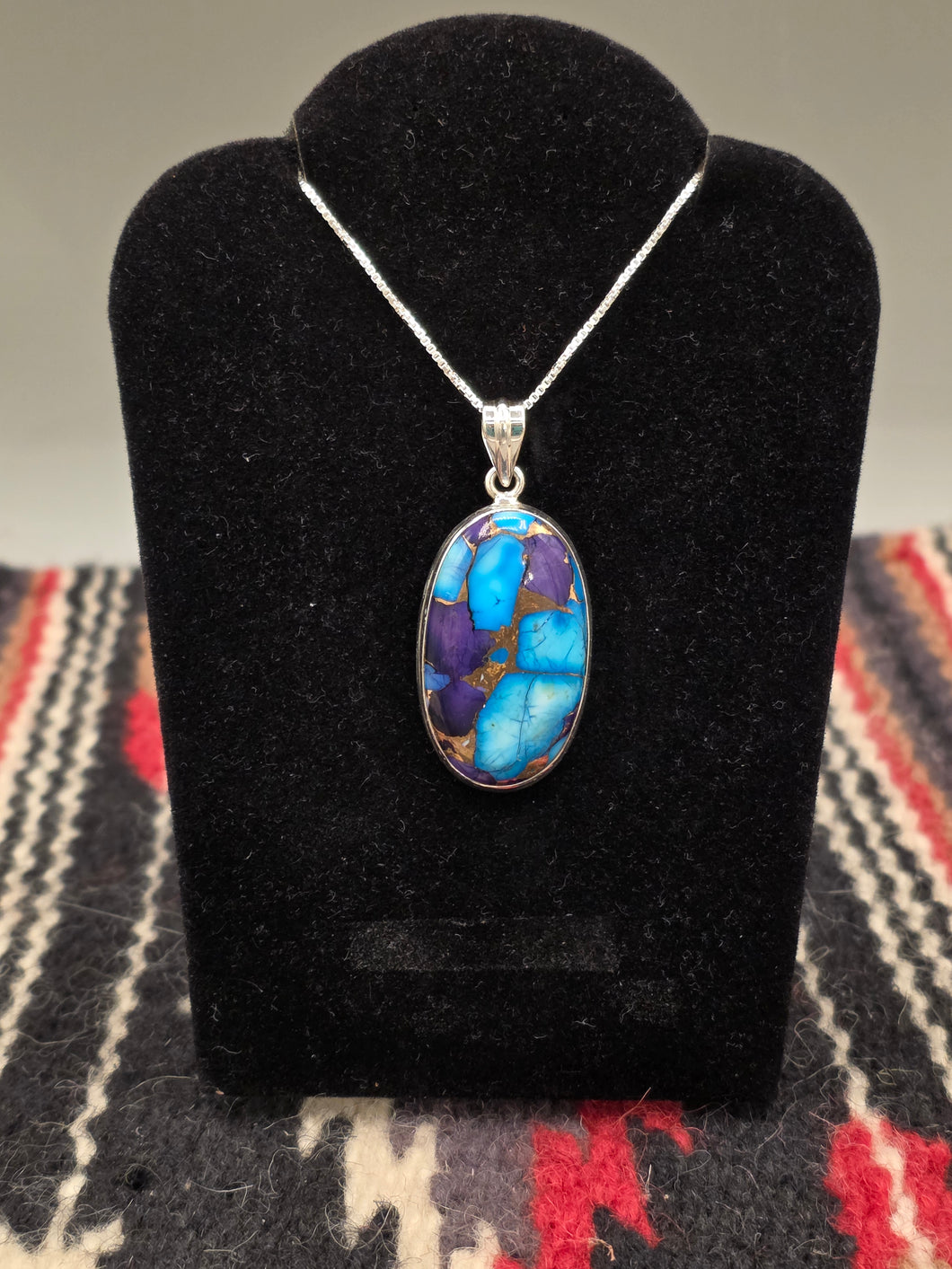 KINGMAN ICE BLUE DAHLIA PENDANT- OVAL
