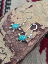 Load image into Gallery viewer, TURQUOISE TURTLE EARRINGS - ZUNI - RICHARD &amp; TRISTA SIOW
