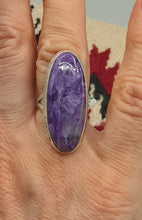 Load image into Gallery viewer, CHAROITE RING - OVAL -  SIZE 6
