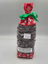Load image into Gallery viewer, Dark Chocolate Cashews- 1 LB &amp; 8 oz
