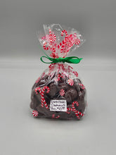 Load image into Gallery viewer, Dark Chocolate Cashews- 1 LB &amp; 8 oz
