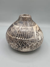 Load image into Gallery viewer, ETCHED HORSEHAIR HUMMINGBIRD POTTERY- JESSICA VAIL
