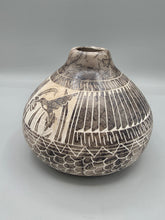 Load image into Gallery viewer, ETCHED HORSEHAIR HUMMINGBIRD POTTERY- JESSICA VAIL

