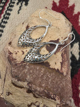 Load image into Gallery viewer, STERLING SILVER EARRINGS- FLORAL MOTIF
