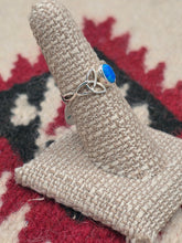 Load image into Gallery viewer, BLUE OR WHITE OPAL TRIQUETRA RING - SIZE
