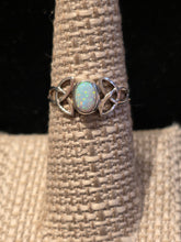 Load image into Gallery viewer, BLUE OR WHITE OPAL TRIQUETRA RING - SIZE
