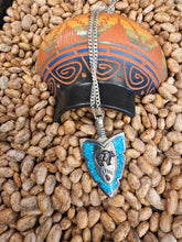 Load image into Gallery viewer, LARGE TURQUOISE CHIP INLAY ARROWHEAD FEATURING BEAR
