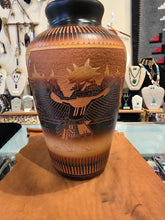 Load image into Gallery viewer, ACOMA ETCHWARE VASE - DIANE ARAGON
