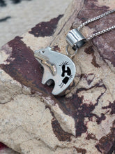 Load image into Gallery viewer, STERLING SILVER FETISH BEAR NECKLACE- NAVAJO
