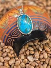 Load image into Gallery viewer, TURQUOISE OVAL NECKLACE- KINGMAN
