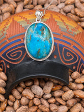 Load image into Gallery viewer, TURQUOISE OVAL NECKLACE- KINGMAN

