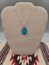 Load image into Gallery viewer, TURQUOISE OVAL NECKLACE- KINGMAN
