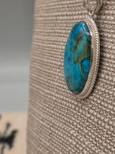Load image into Gallery viewer, TURQUOISE OVAL NECKLACE- KINGMAN
