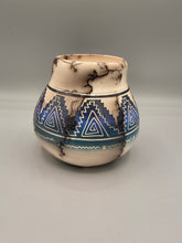 Load image into Gallery viewer, COLORED HORSEHAIR ETCHED POTTERY - RONALD SMITH

