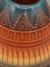 Load image into Gallery viewer, NAVAJO ETCHWARE POTTERY - RONALD SMITH
