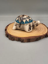 Load image into Gallery viewer, HORSEHAIR POTTERY TURTLE -  MARJORIE JOE
