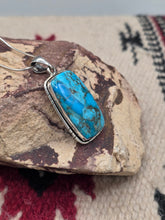 Load image into Gallery viewer, KINGMAN TURQUOISE NECKLACE  - RECTANGLE
