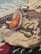 Load image into Gallery viewer, SPINY OYSTER SHELL TEARDROP NECKLACE - GREG YAZZIE
