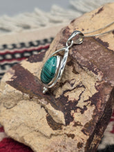 Load image into Gallery viewer, MALACHITE TEARDROP NECKLACE
