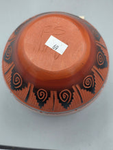 Load image into Gallery viewer, NAVAJO ETCHWARE POTTERY- RONALD SMITH
