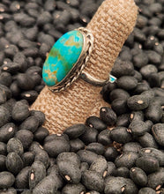 Load image into Gallery viewer, TURQUOISE RING - SIZE 6.5 - OVAL SHAPED
