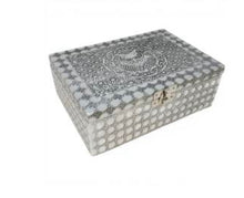 Load image into Gallery viewer, SILVER OWL METAL BOX
