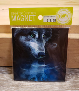 WOLF REFLECTIONS- MAGNET