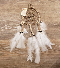 Load image into Gallery viewer, DREAMCATCHER -4&quot; Specialty - 2&quot; Medicine Wheel Center

